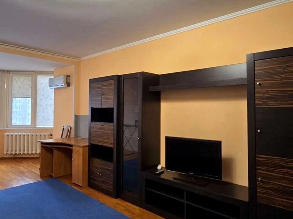 Apartment. Obolonsky Prospect