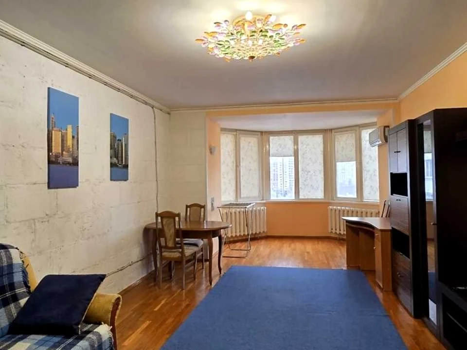 Apartment. Obolonsky Prospect