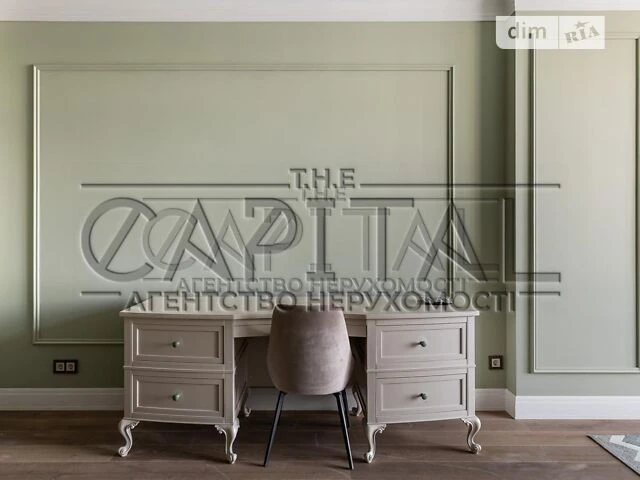 Sale of 4-room apartment 240 sq. m on Andriy Verkhoglyada St. 14 •