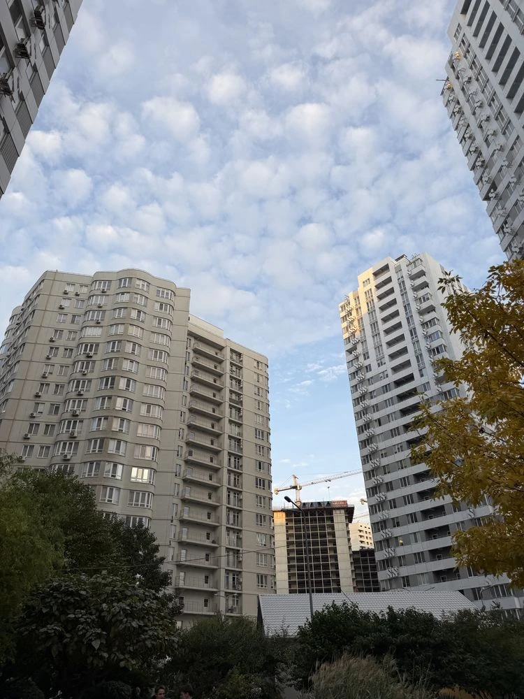 Altaire! Two-bedroom apartment 74 sq.m with renovation in the middle