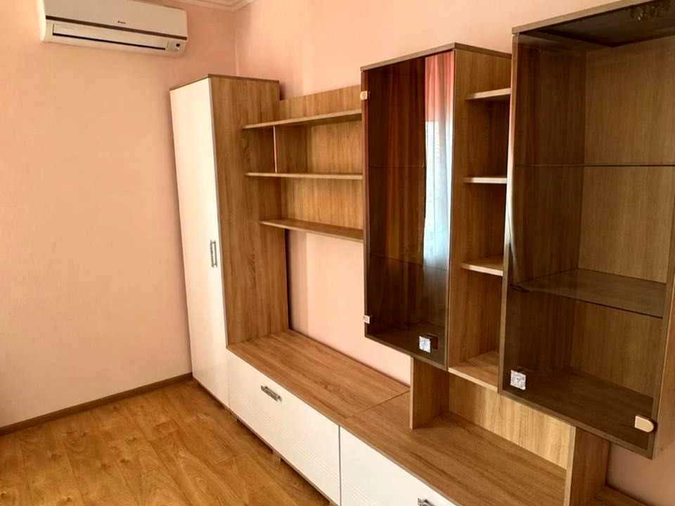 Apartment. Akademika Glushkova prospekt, Kyiv