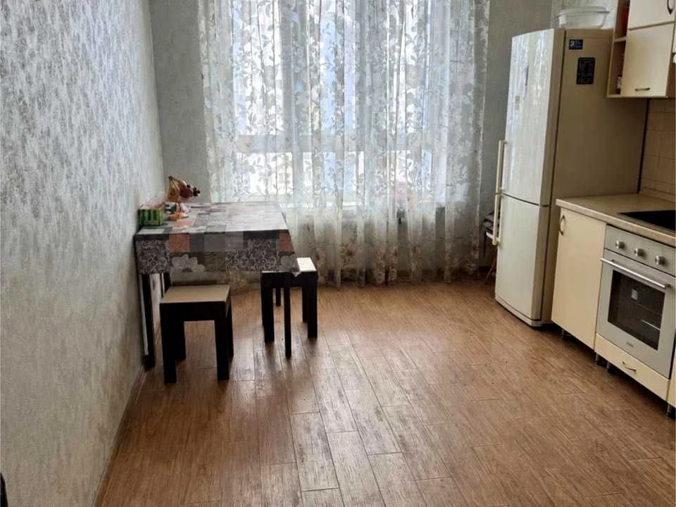 Apartment. Akademika Glushkova prospekt, Kyiv