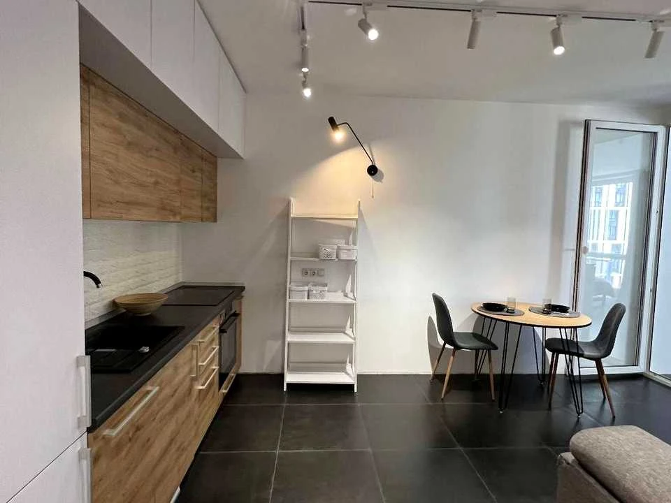 Apartment. Zarechna st. Kyiv