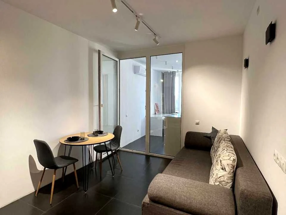 Apartment. Zarechna st. Kyiv