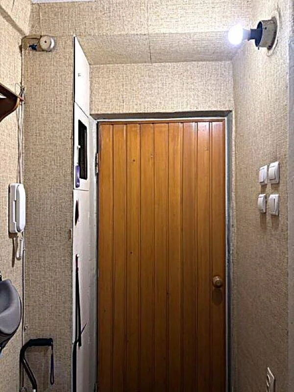 Two-bedroom apartment for sale. Dniprovsky district, Street