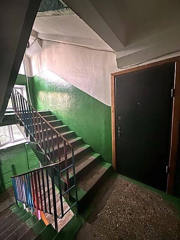 Two-bedroom apartment for sale. Dniprovsky district, Street