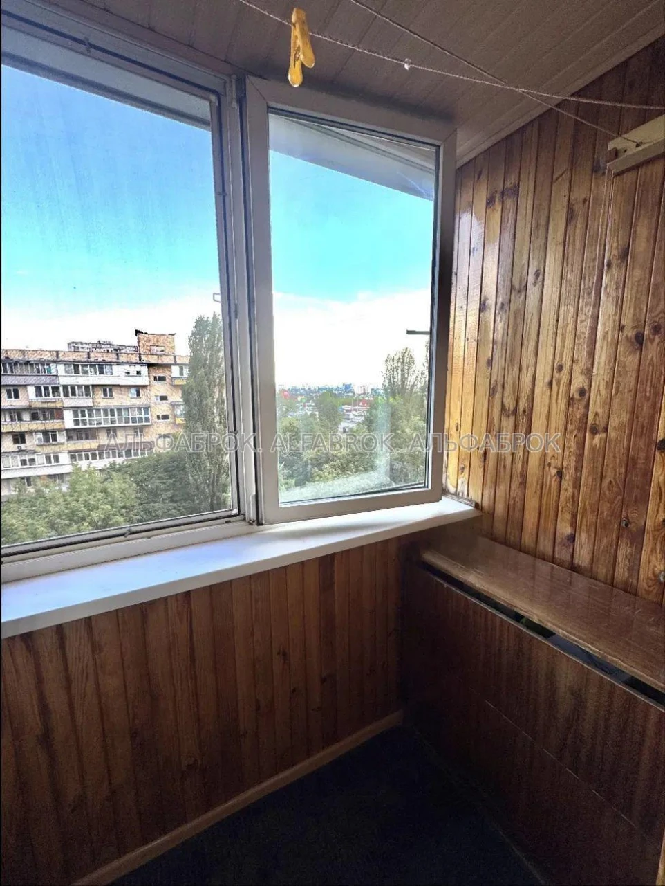 Зодчих Street, 40, Sviatoshyn District, Borshchohvya Landmark