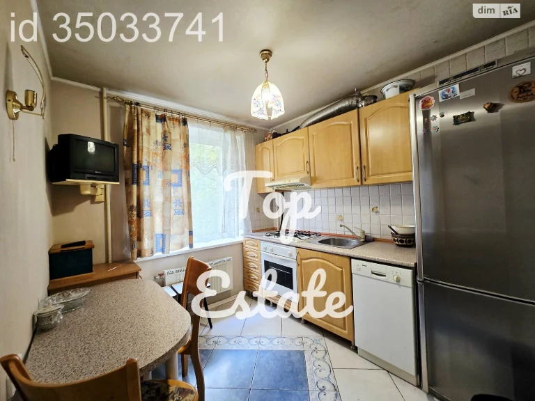 Apartment for Sale in Шевchenkivsky District