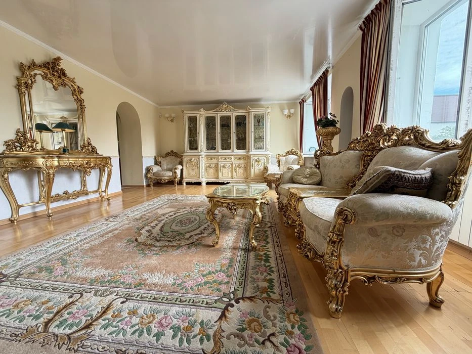 ‼️No Commission‼️2-level 3-room apartment in the center of Khreshcha