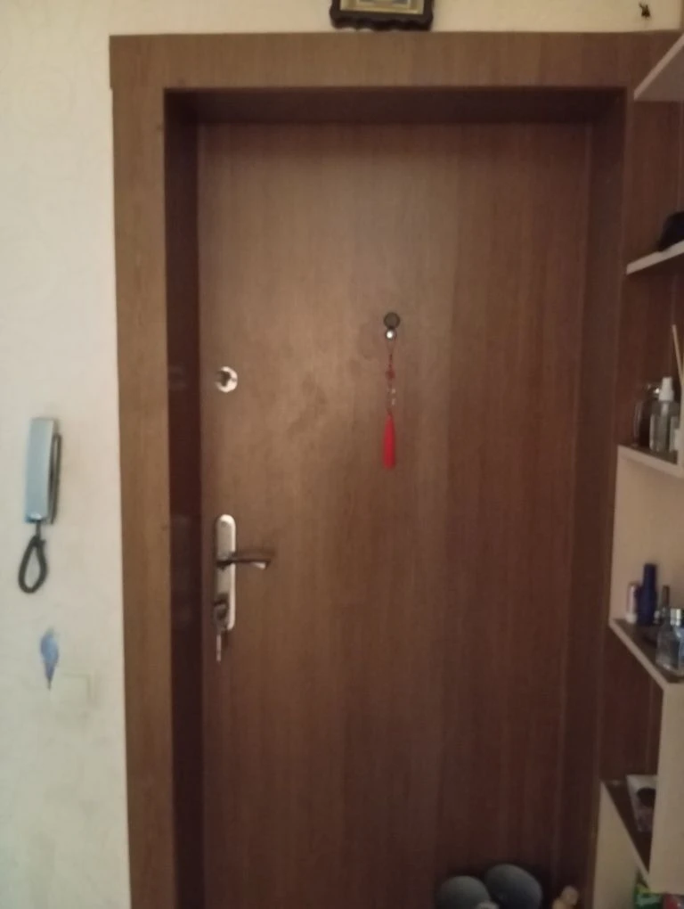 Owner, 87.9 sq.m, 3-room spacious apartment with central heating, on Vasili Street