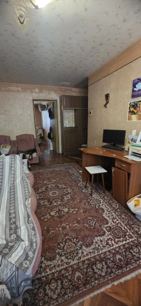 Продажа 3-комнатной квартиры на ул. Калиновой (Левый берег, Клочко)