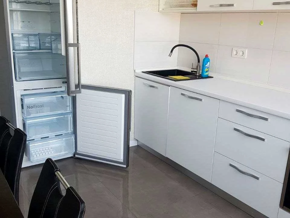 Apartment. Odessa, Basena Street