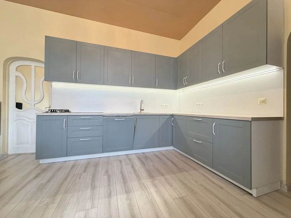‼️No Commission‼️2-level 3-room apartment in the center of Khreshcha