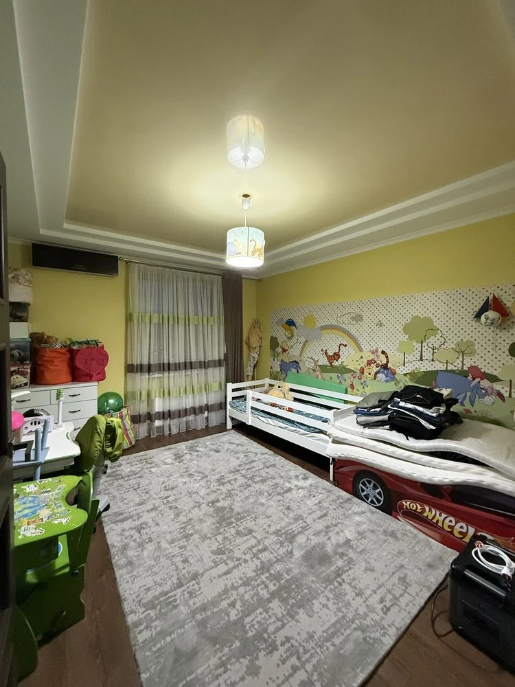 Продается 3-комнатная квартира на Черемушках, 96 квадратных метров