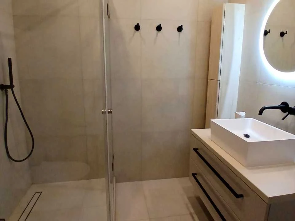 Apartment. Dragamanova St., Kyiv