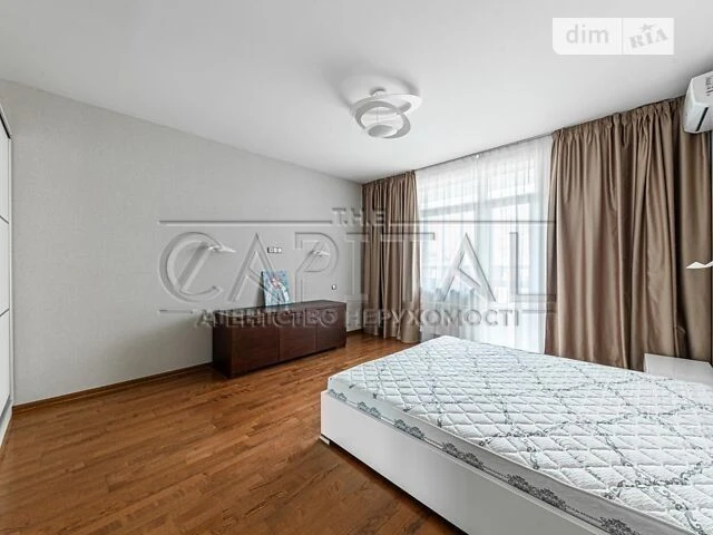Продаж 3к квартири 131 кв. м на вул. Антоновича 131 • ID 347
