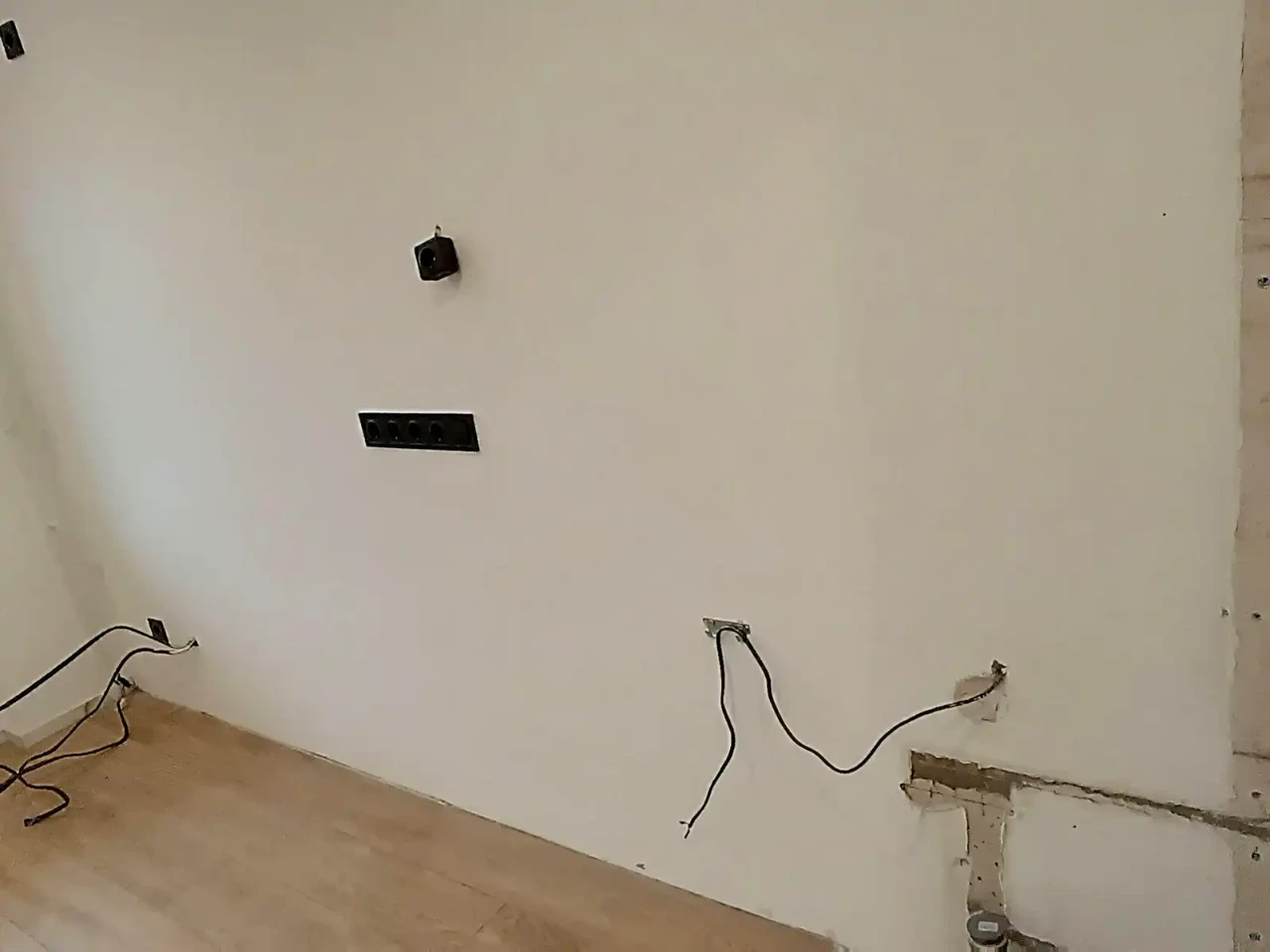 Sale of a 2-room apartment 55.5 sq m, 5th floor/9th floor.