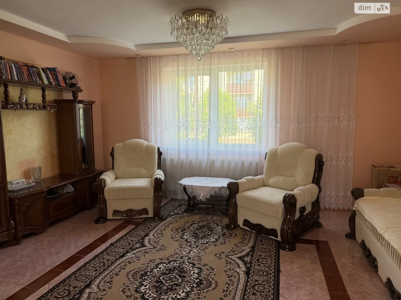 Sale of a Cottage in Kompotny