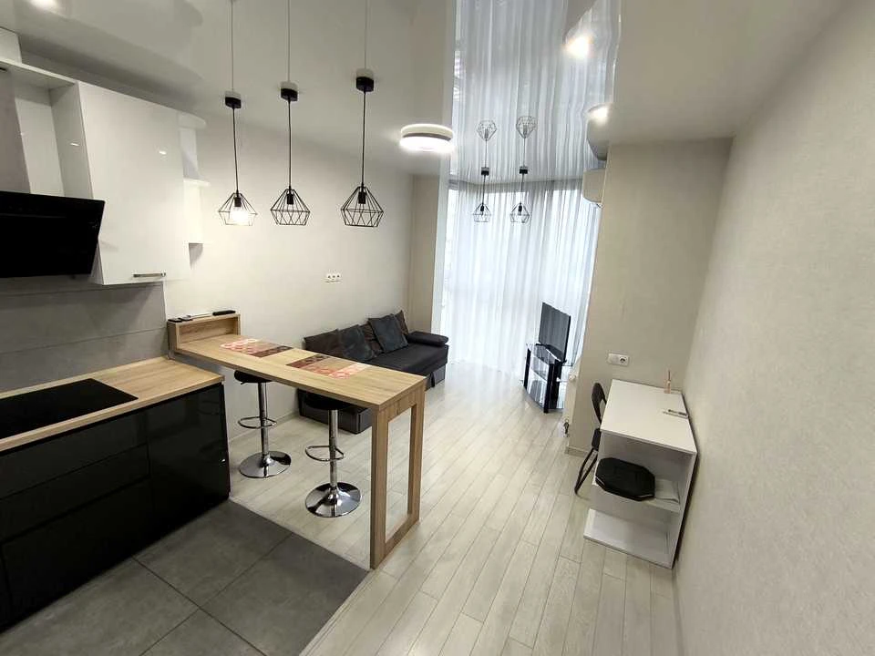 Apartment. Dragomannova st., Kyiv