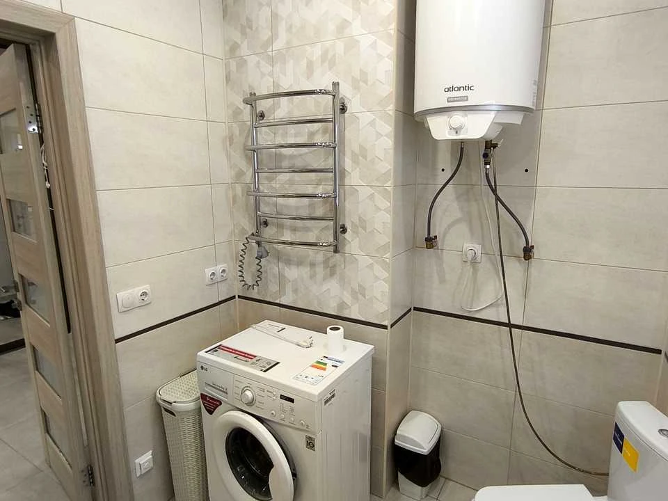 Apartment. Dragomannova st., Kyiv