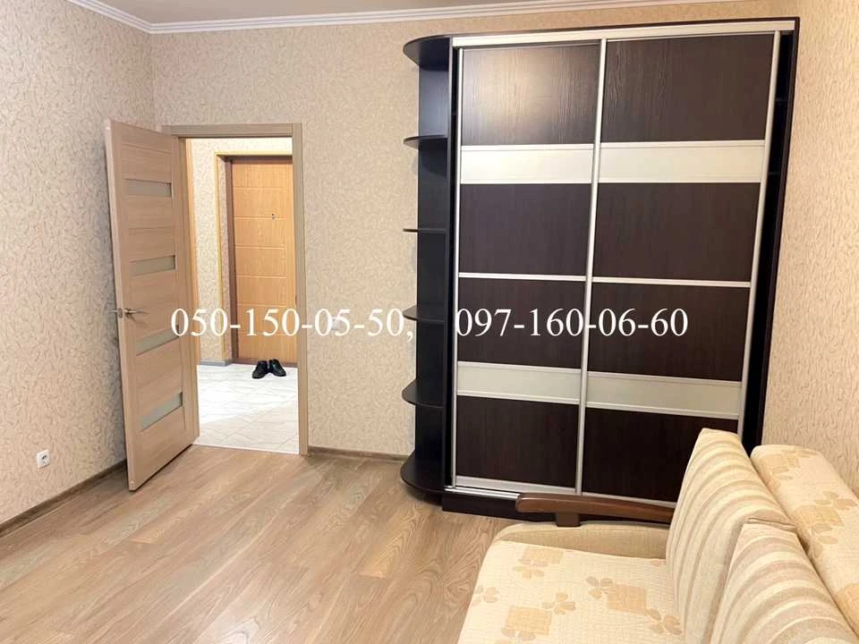 Apartment. Bohatyrska st.