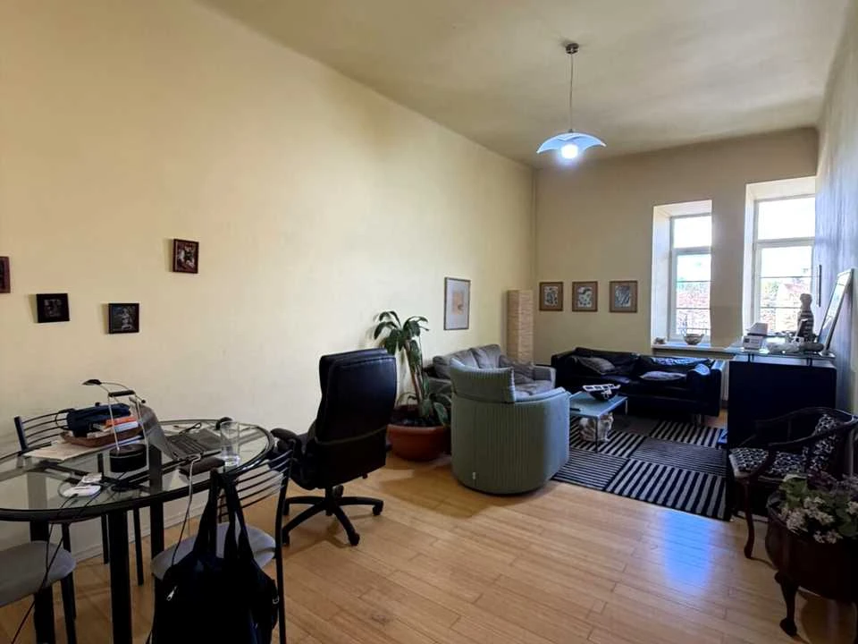 Apartment. Teatralna St.