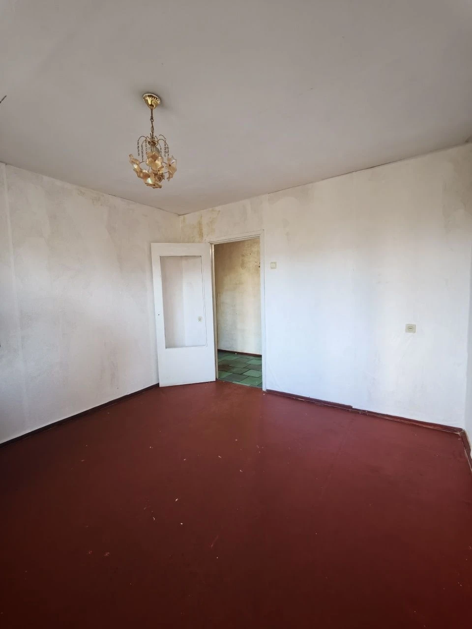 Продам 1кімнатну,3/10цегла, на Троєщині,бульвар Висоцького,6