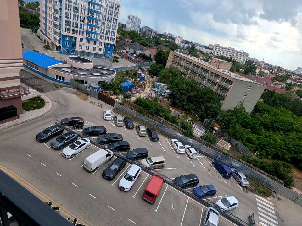 Квартира. Одеса, Литературна улица