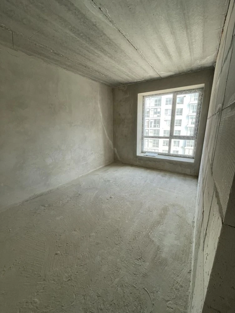 For Sale: 1-room apartment in the KNYAGININ residential complex, ready for renovation