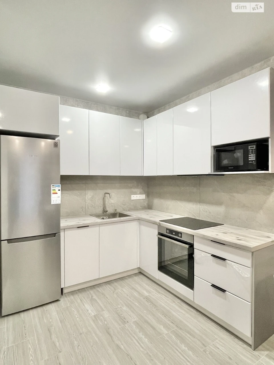 Long-Term Rental Apartment in Holosiiv