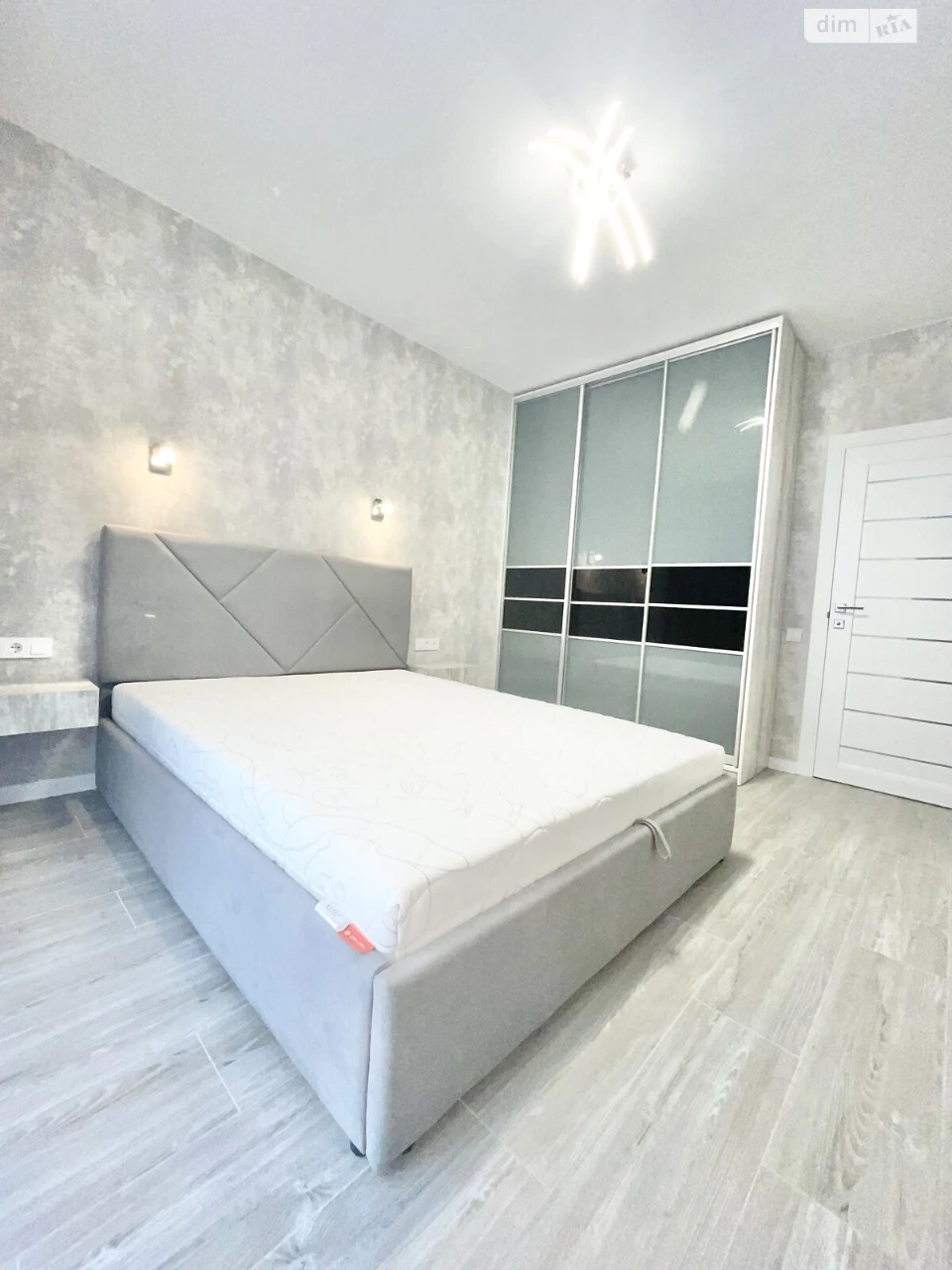 Long-Term Rental Apartment in Holosiiv