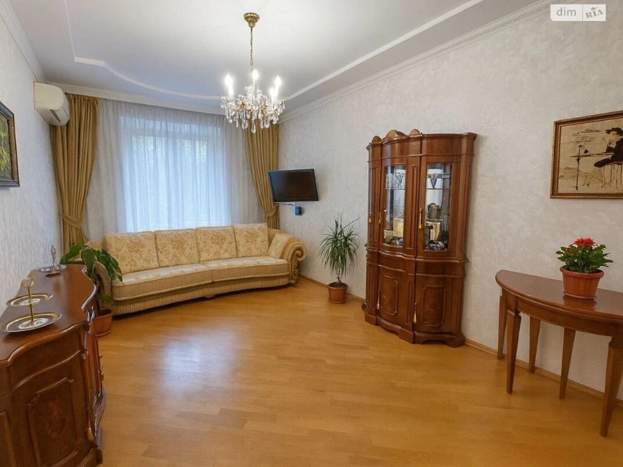 Long-Term Rental Apartment in Pecersc