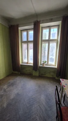 Продажа квартиры с собственным подвальником