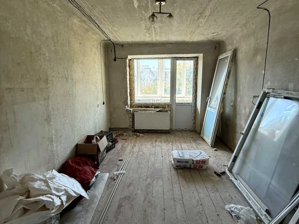 Apartment. Dnipro, Heroes of Крут Street