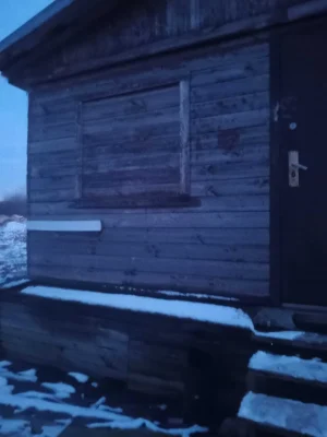 Продається невеликий будинок у центрі Жуляни - Київ.