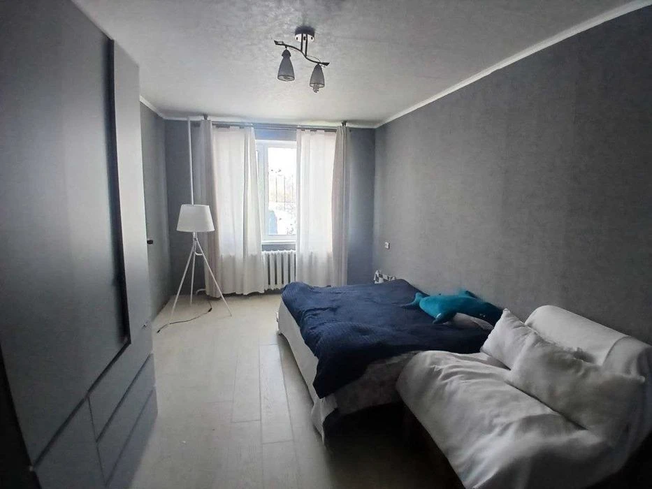Three-room apartment for sale in Rogan | 1/5, 64 sq m, gas | Exclusive