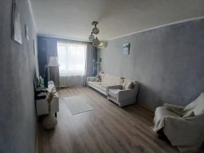 Three-room apartment for sale in Rogan | 1/5, 64 sq m, gas | Exclusive