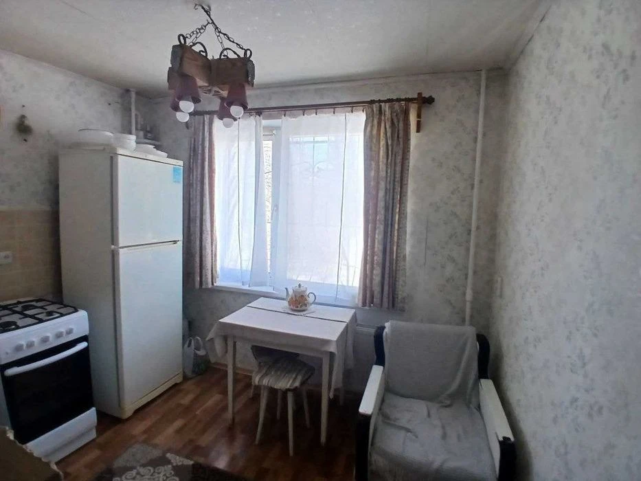 Three-room apartment for sale in Rogan | 1/5, 64 sq m, gas | Exclusive