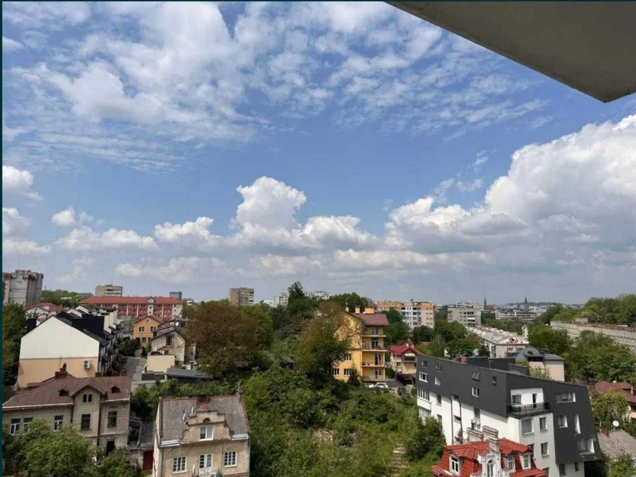 Продається стильна 4 кімнатна квартира, євроремонт, Бойків