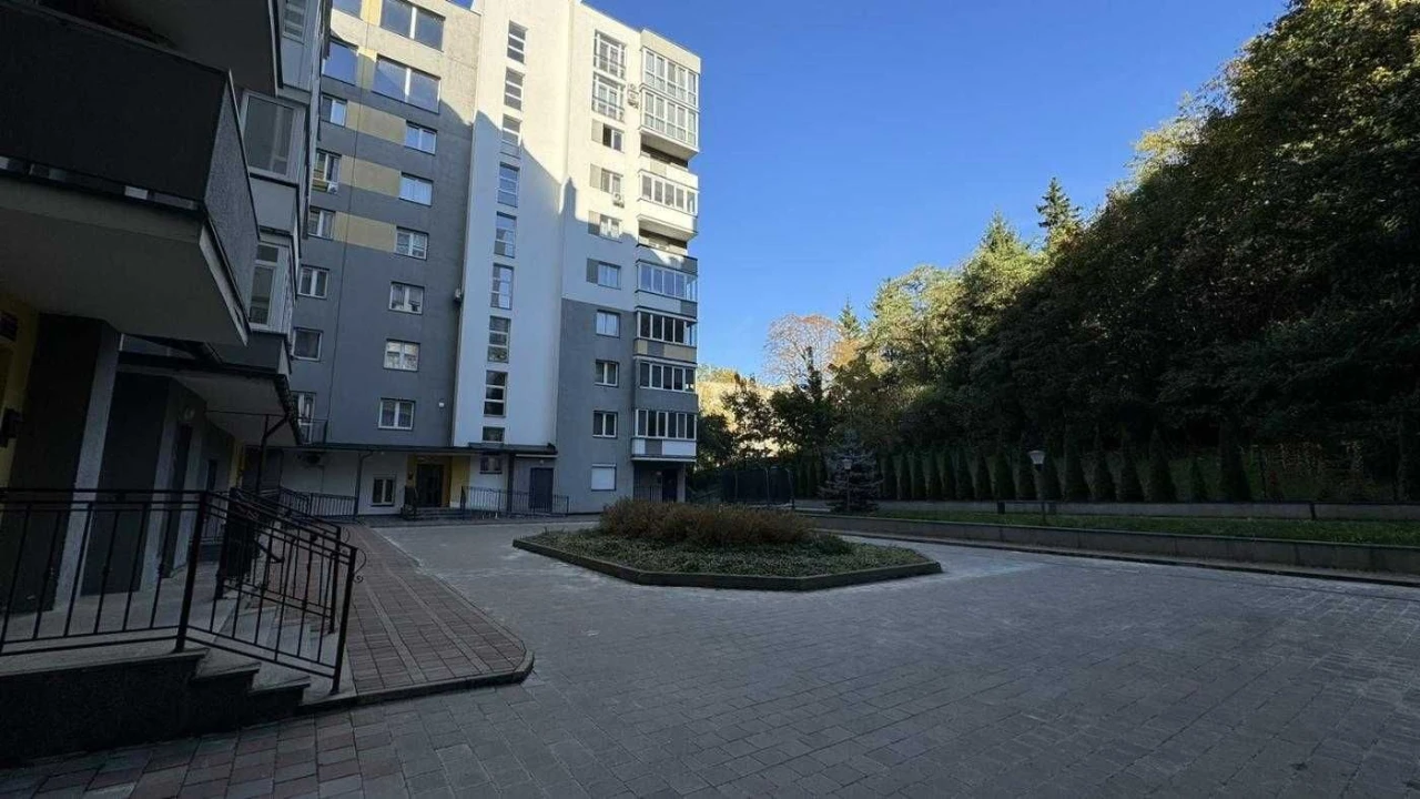 Продається стильна 4 кімнатна квартира, євроремонт, Бойків