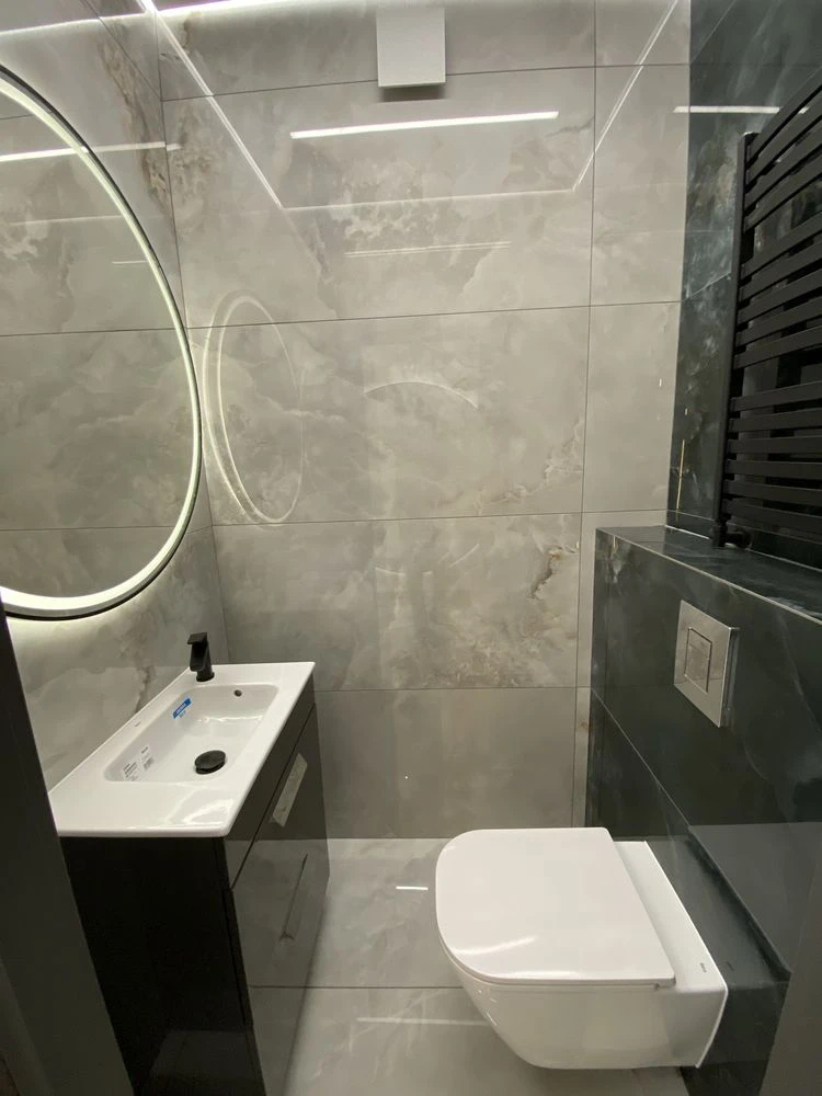 Spacious 3-bedroom apartment near the lake