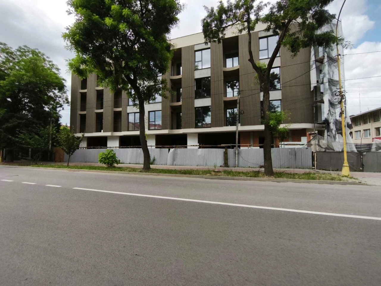 For Sale: 3-Bedroom Apartment in the Valencia Residence, Code: 50311