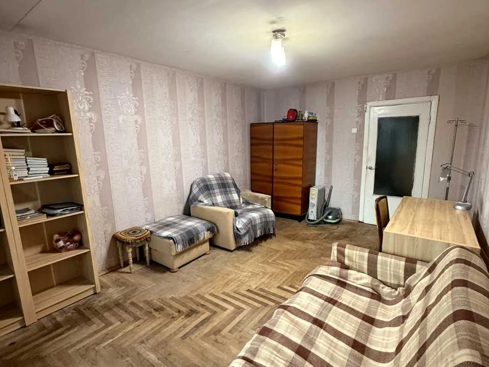 Apartment. Irpinская St.