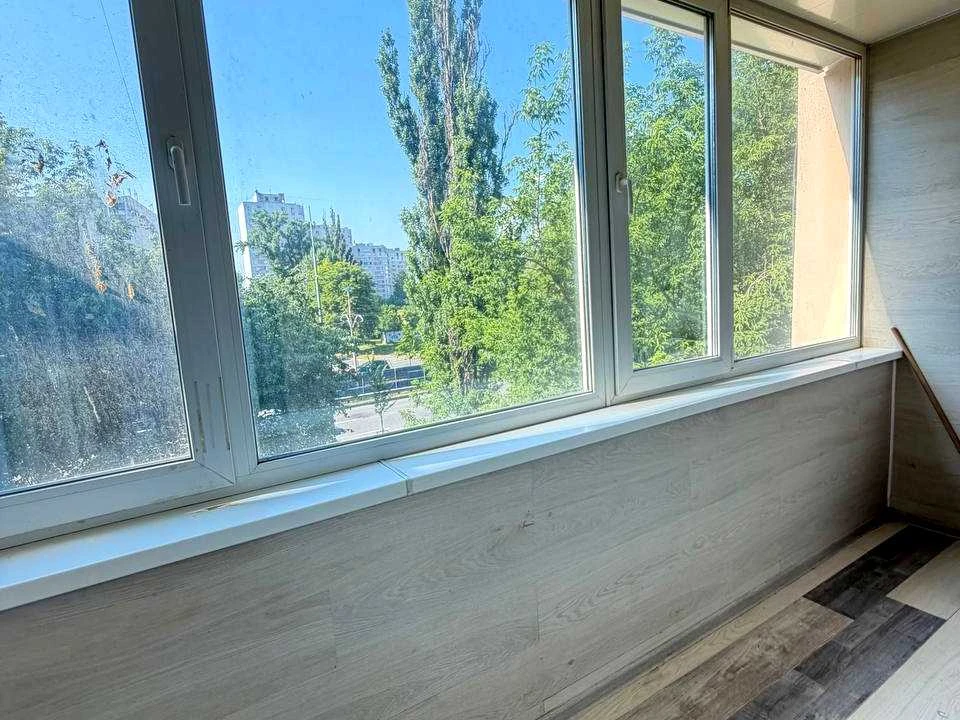 Apartment. Lesya Kurbaса Street