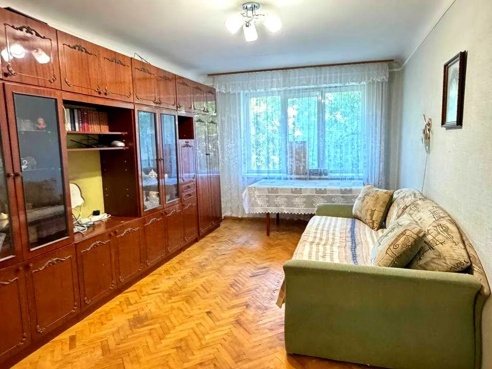 Apartment. Lesya Kurbaса Street