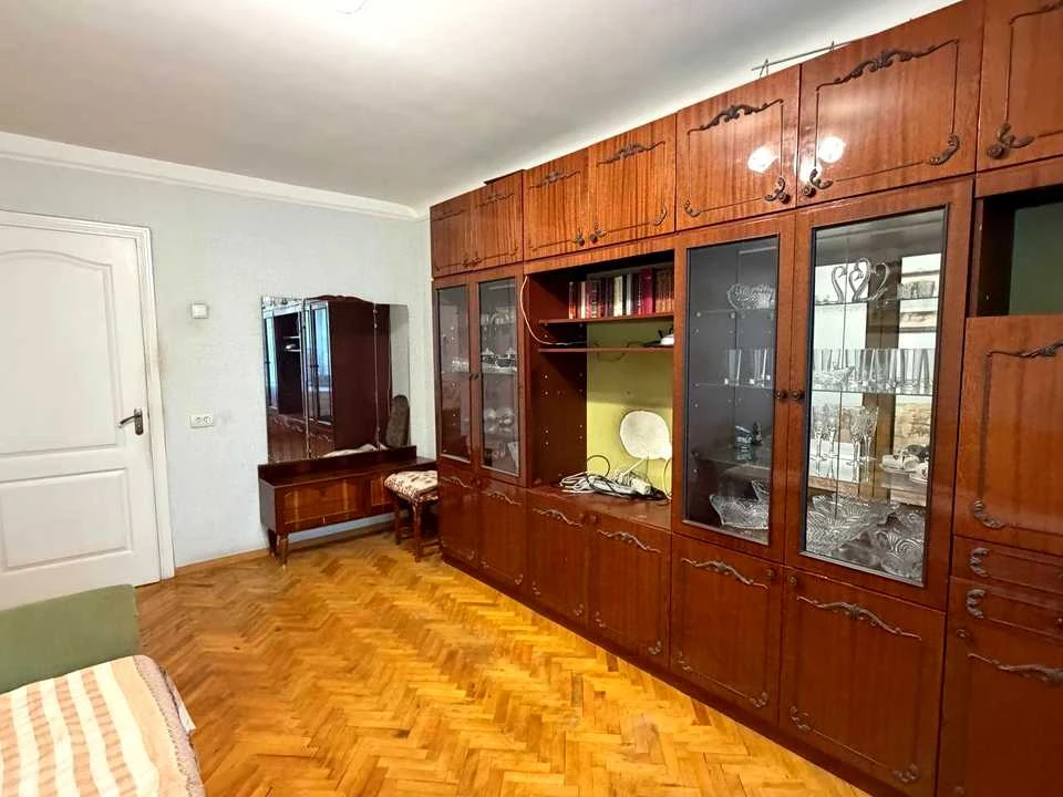 Apartment. Lesya Kurbaса Street