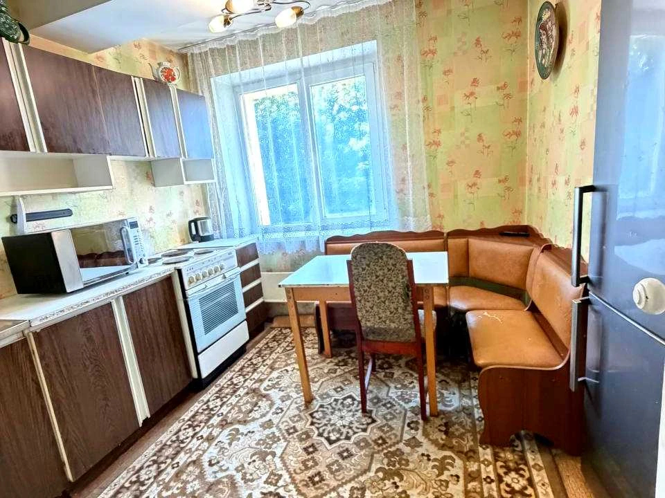Apartment. Lesya Kurbaса Street