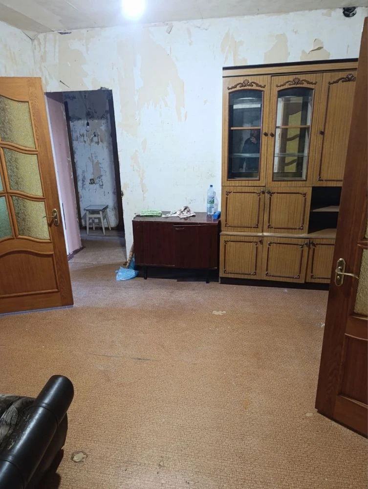 Sale of a 3-room apartment at Red Linden Street (Mayakovskiy)