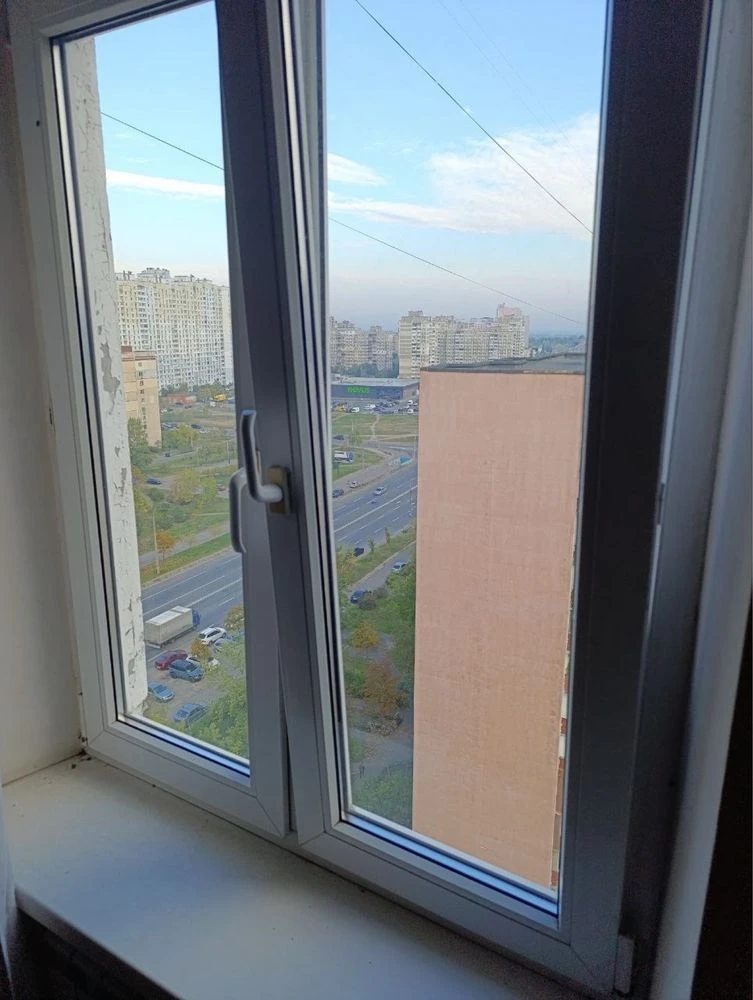 Sale of a 3-room apartment at Red Linden Street (Mayakovskiy)
