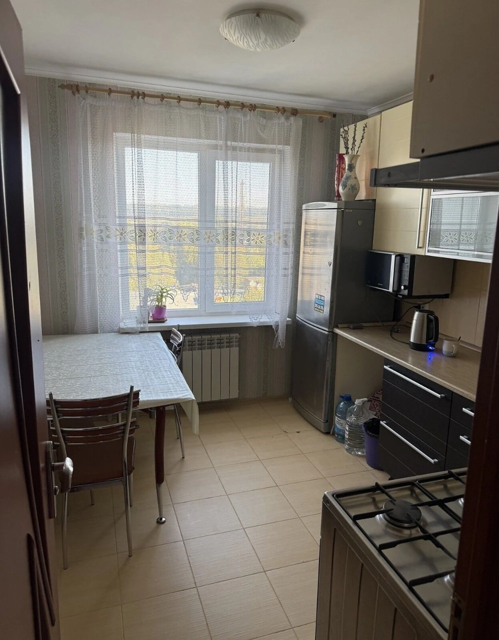 3-кімнатна квартира з меблями на вулиці Шухевича 47362, квартира R021